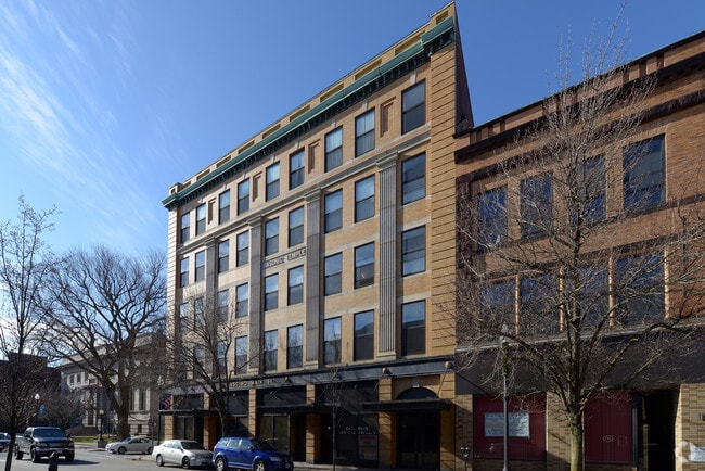 Building Photo - Masonic Temple