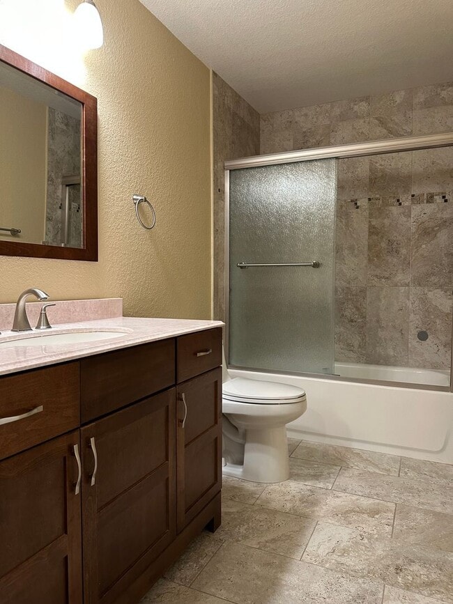 Building Photo - Stunning Condo in Turlock available for im...