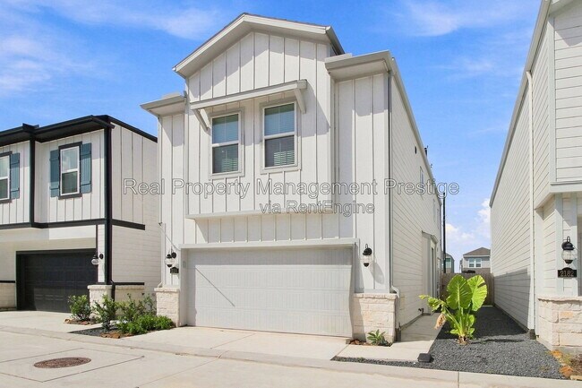 Building Photo - 2186 Shady Pear
