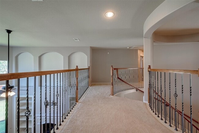 Building Photo - 26406 Planters Heath Dr