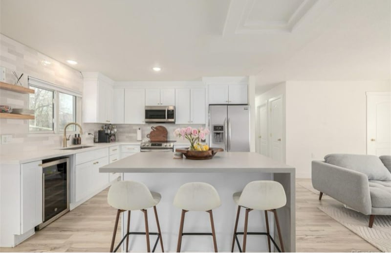 Building Photo - 16397 E Wyoming Dr