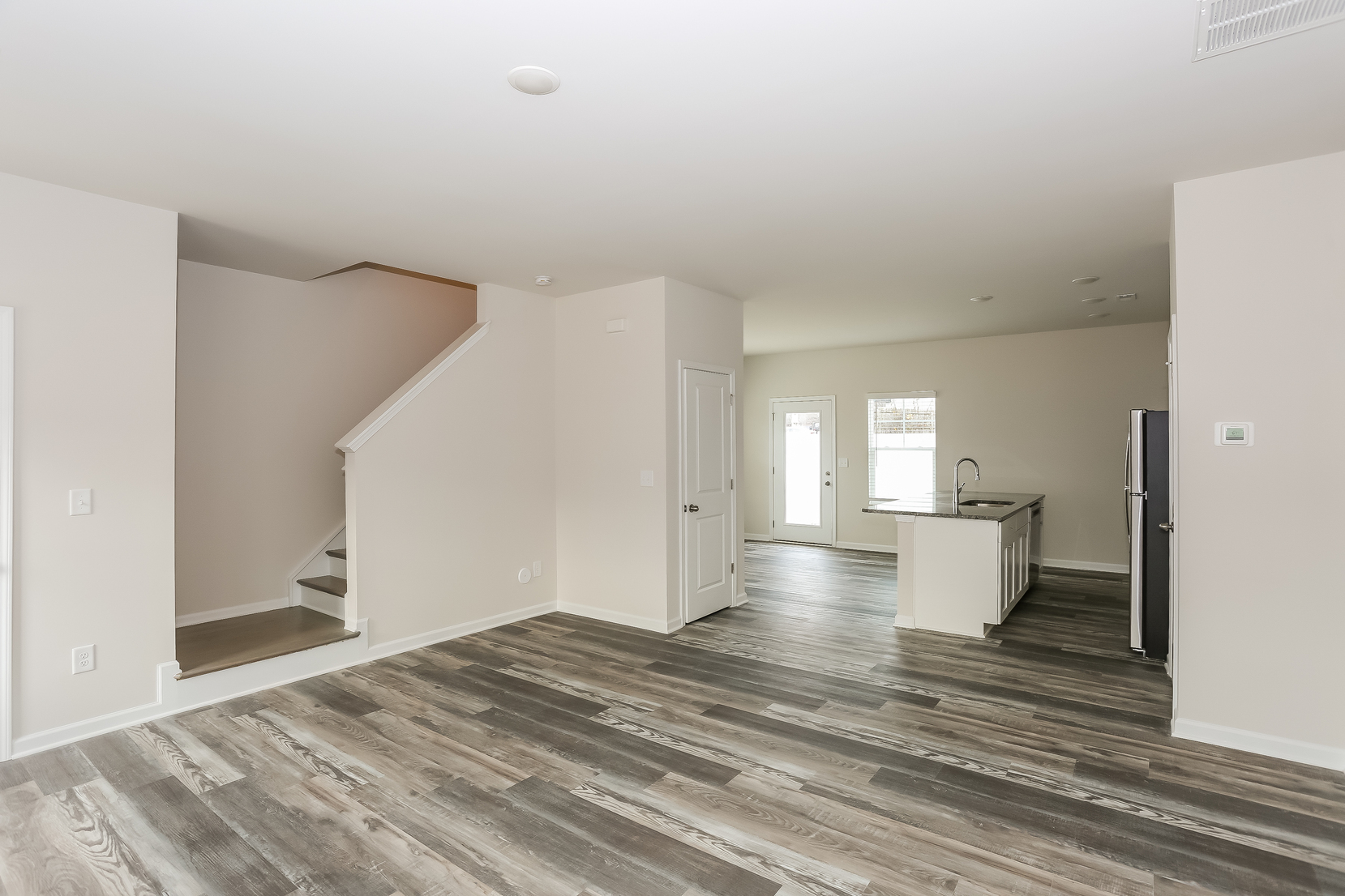 Building Photo - 108 Dogwood Village Trl