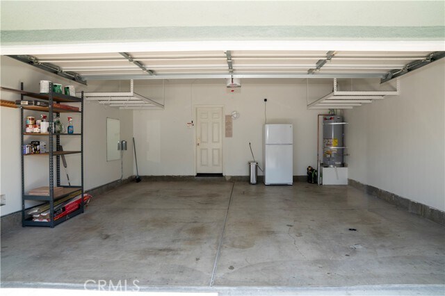 Building Photo - 71 Strawflower St