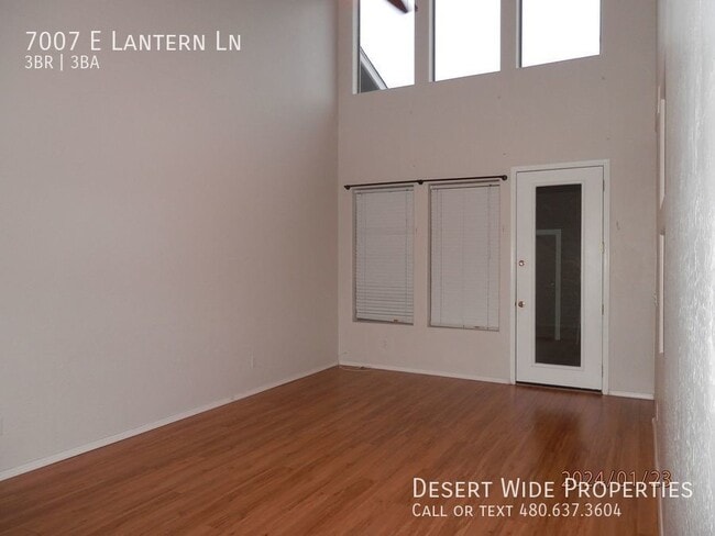 Building Photo - 7007 E Lantern Ln W