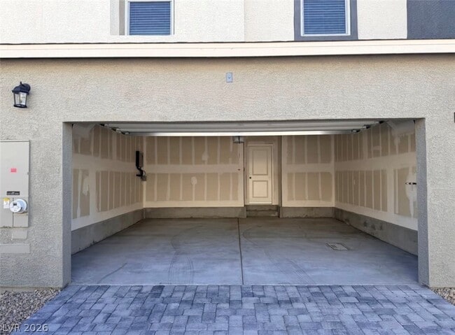 Building Photo - 4980 Apple Mesa Ave