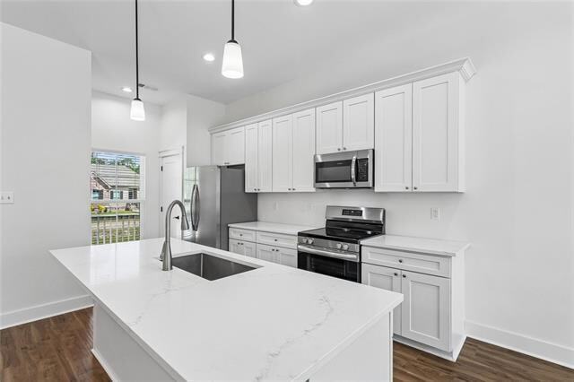 Building Photo - 60399 Vermillion Dr