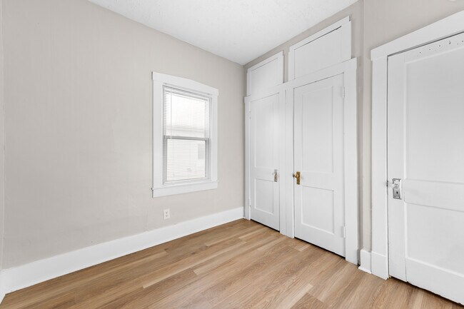 Building Photo - 3424 Hale Ave