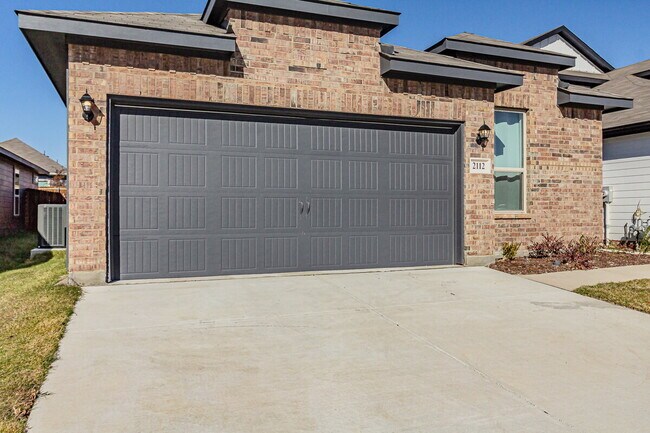Building Photo - "Beautiful 3-Bedroom 2-Bath Oasis in Forney, TX: Spacious Living!"