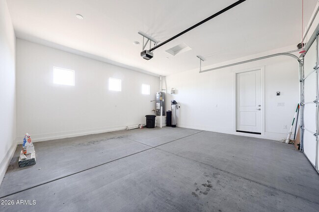 Building Photo - 17383 W Guthrie St