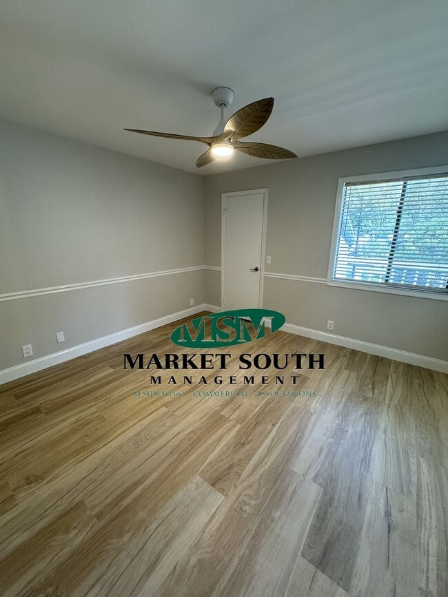 Building Photo - UPDATED WILMINGTON ISLAND CONDO! AVAILABLE...