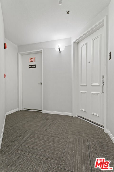 Building Photo - 12000 Goshen Ave