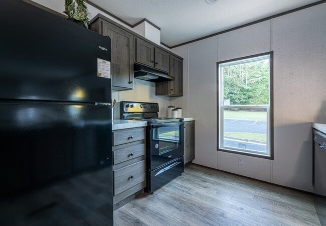Building Photo - 731 Three Bridges Estates Cir