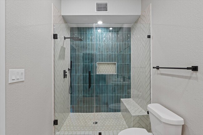 Building Photo - 7349 Sandle St