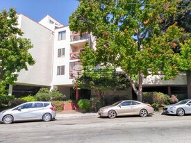 Building Photo - 288 Whitmore St