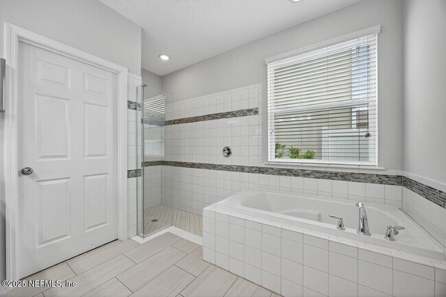 Building Photo - 178 Autumn Bliss Dr