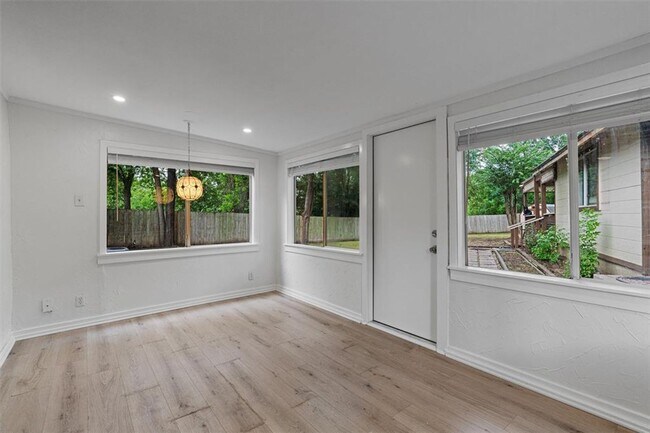 Building Photo - 2616-2618 Audubon Pl