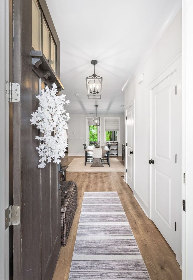 Building Photo - 4BR, 3.5BA home - Williamson County’s most desirable communities and areas