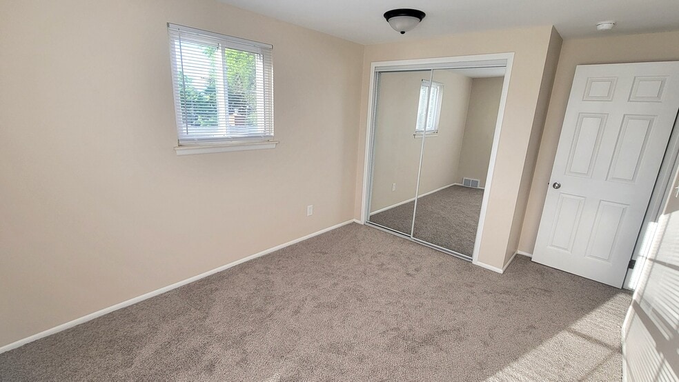 Building Photo - 30238 Blancke Dr