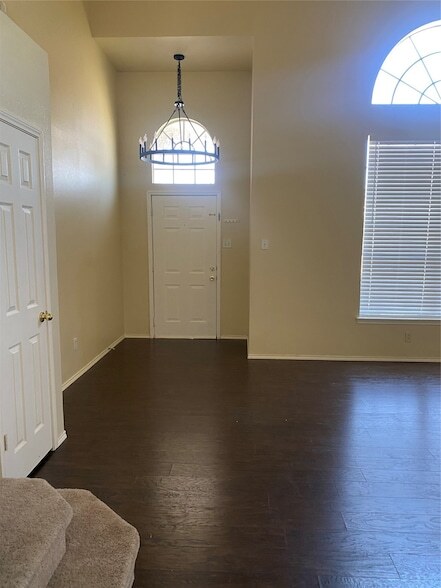 Building Photo - 16631 Spring Glade Dr