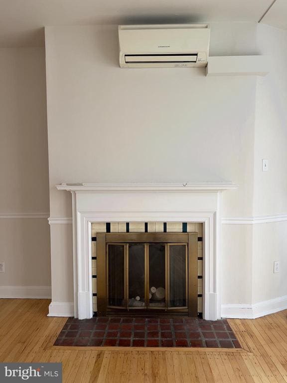 Building Photo - 2038 Locust St