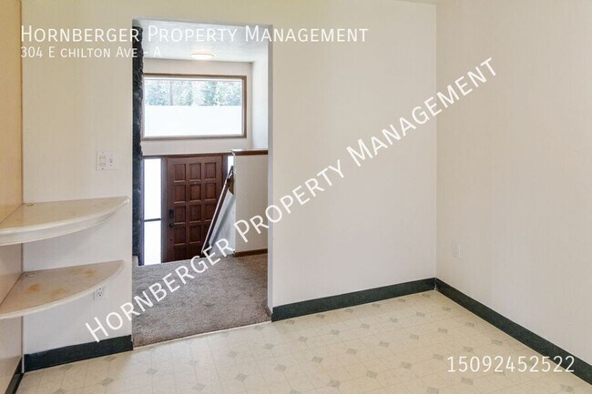 Building Photo - 304 E Chilton Ave