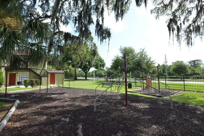 Building Photo - 3374 Cedar Springs Pl