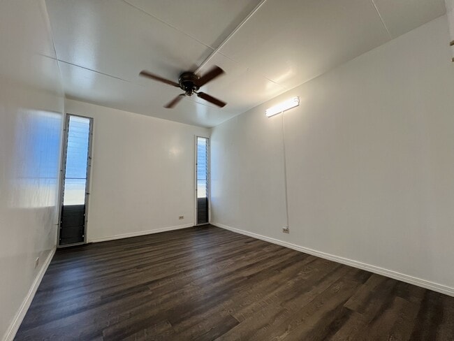 Building Photo - 910 Ahana St