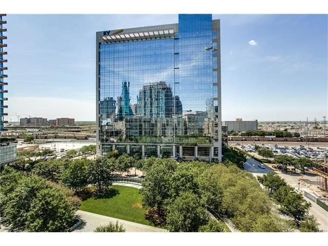 Building Photo - 2323 N Houston St