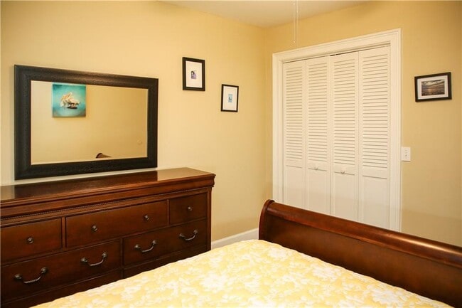 Building Photo - 1000 Sea Island Rd