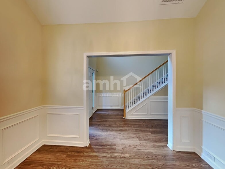 Building Photo - 4459 Kentland Dr