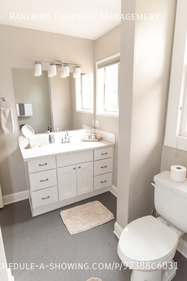 Building Photo - Charming 1 bedroom fo rent in NE Portland!
