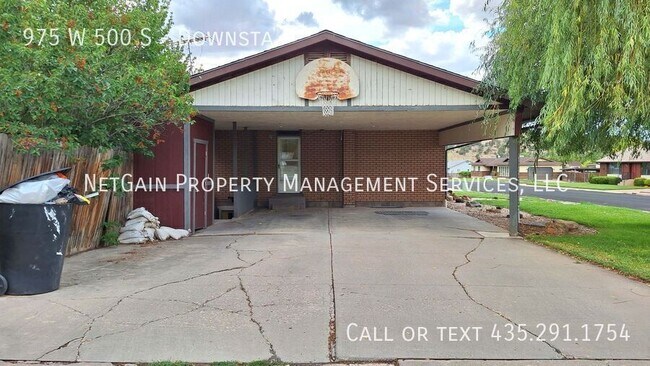 Building Photo - 975 W 500 S