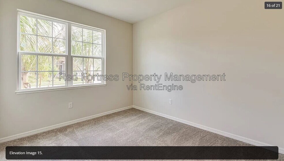 Building Photo - 15240 Floresta Ln