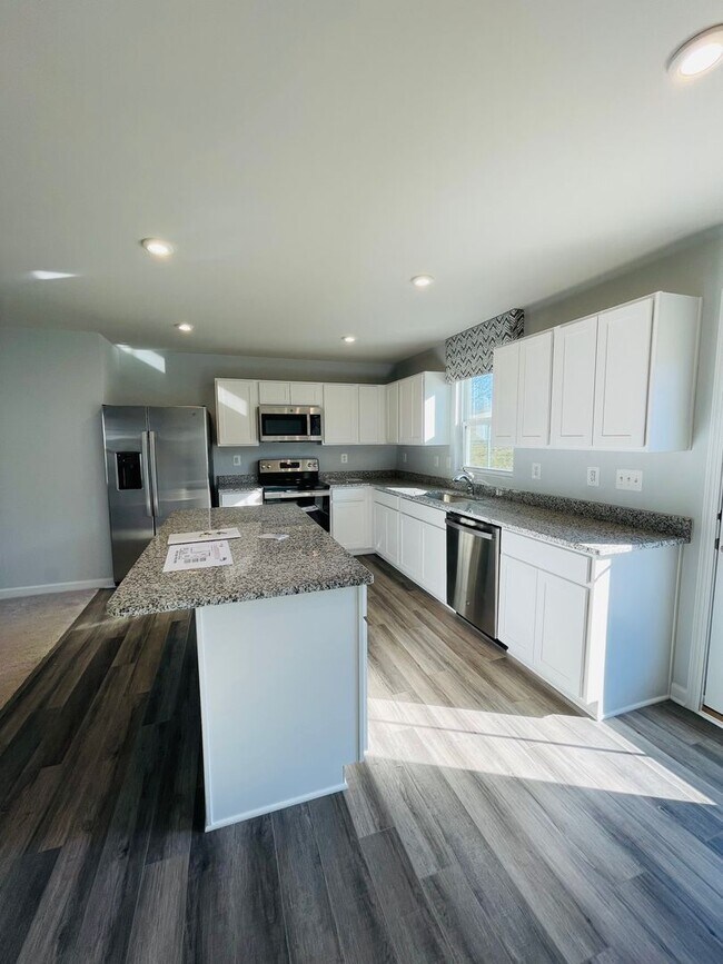 Building Photo - Single Family Home for Rent in Cobblers Va...