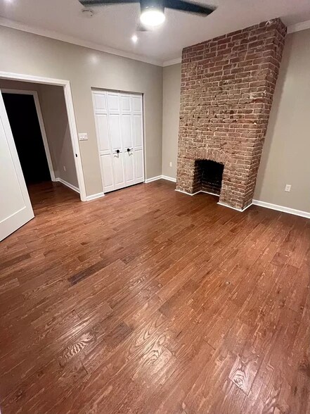 Building Photo - 360 Ridgewood Ave