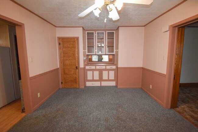 Building Photo - Large Home in Loganton with 1 Car Garage!