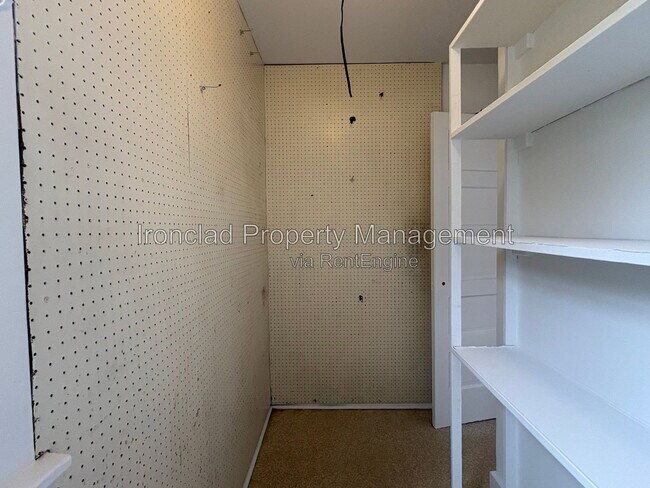 Building Photo - 48 Gridley St