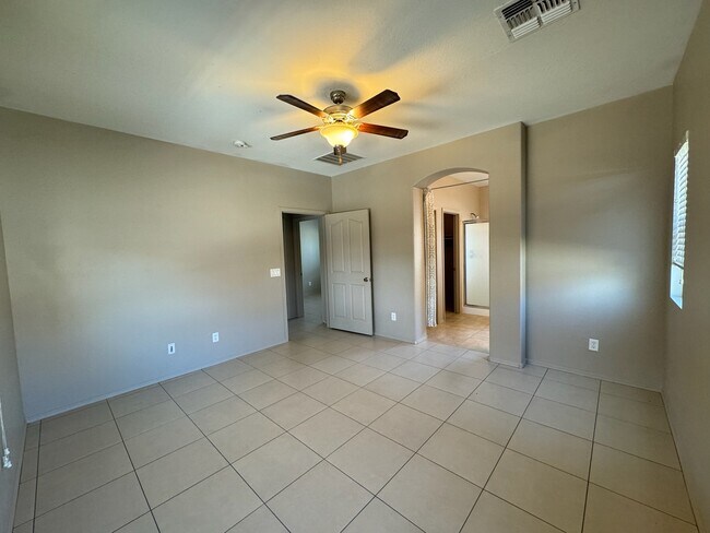 Building Photo - 1647 S 170th Ave