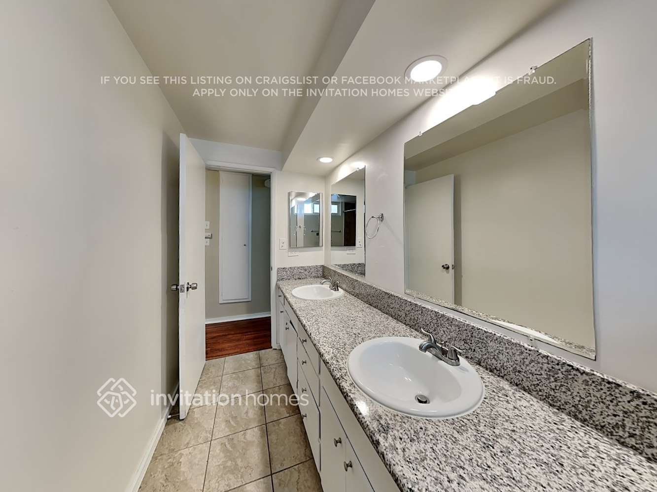 Building Photo - 15857 Liggett St