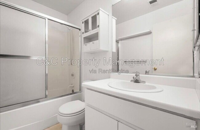 Building Photo - 192 Agua Caliente Rd W