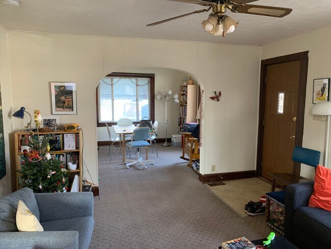 Building Photo - 2 Bed/2 Bath Home Just Minutes Away From Switchyard Park! - Available July 2026