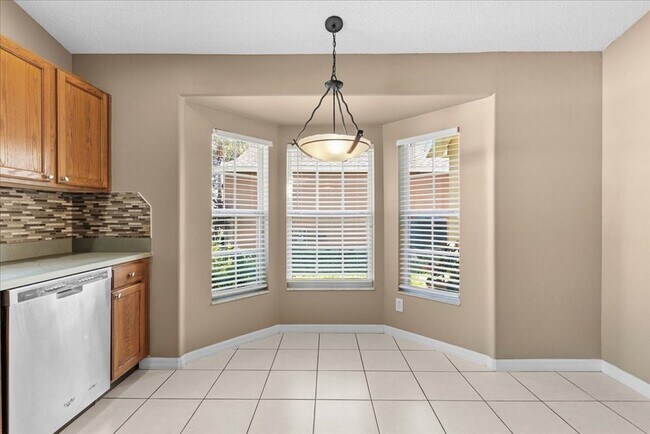 Building Photo - 8084 Santee Dr