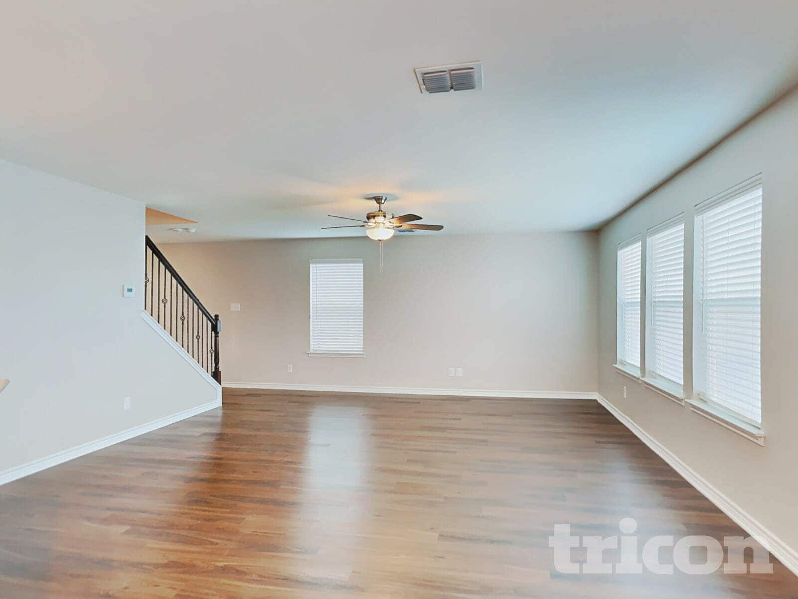 Building Photo - 1519 Overlook Bank