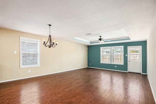 Building Photo - 304 Chert Ln