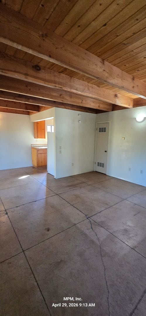Building Photo - 2 bedroom 1 bath home in Heritage Ranch