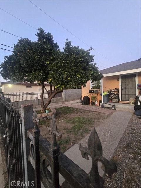 Building Photo - 3374 Fashion Ave