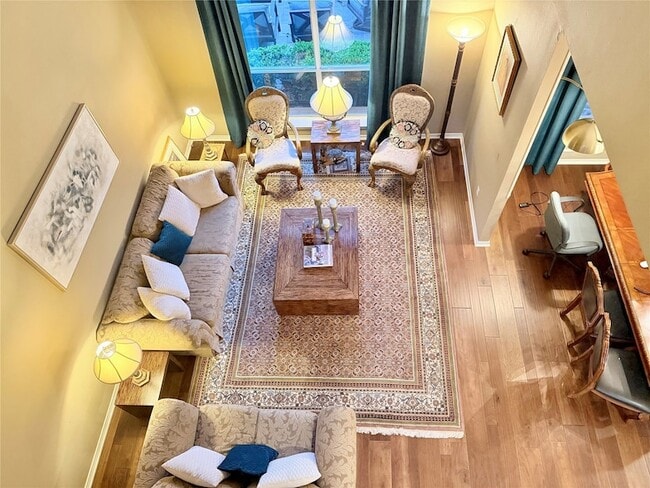 Building Photo - 1327 Barrington Dr