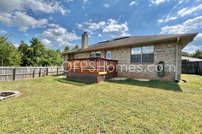 Building Photo - 306 Gauntlet Dr