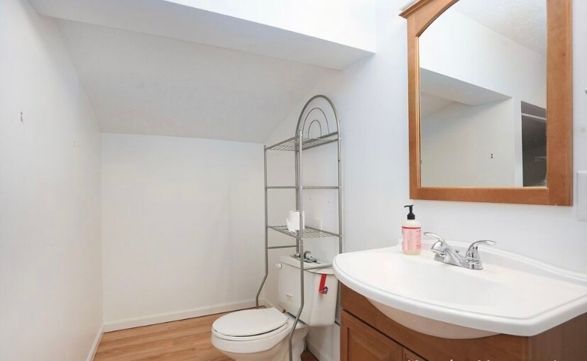 Building Photo - 2811 3 Mile Rd NE