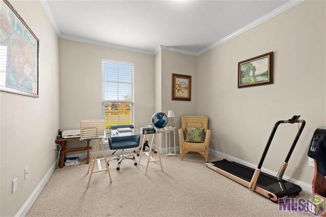 Building Photo - 13009 Roundlake Dr